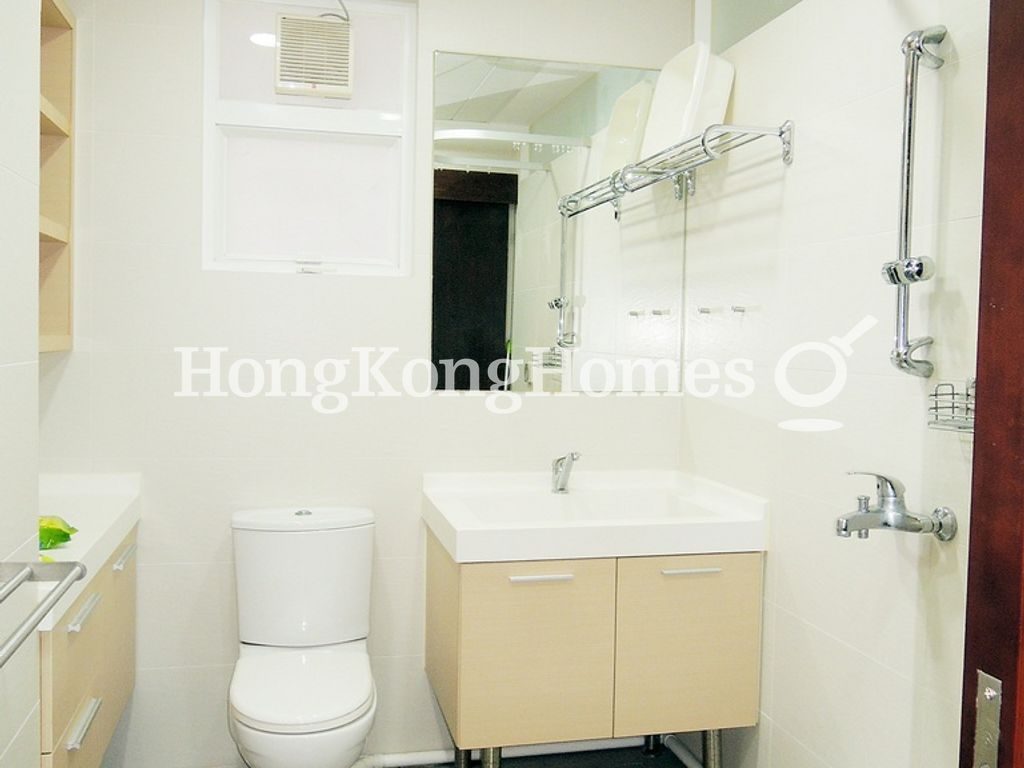 Guest Bathroom — Greenville Garden - Block B, Mid-levels East