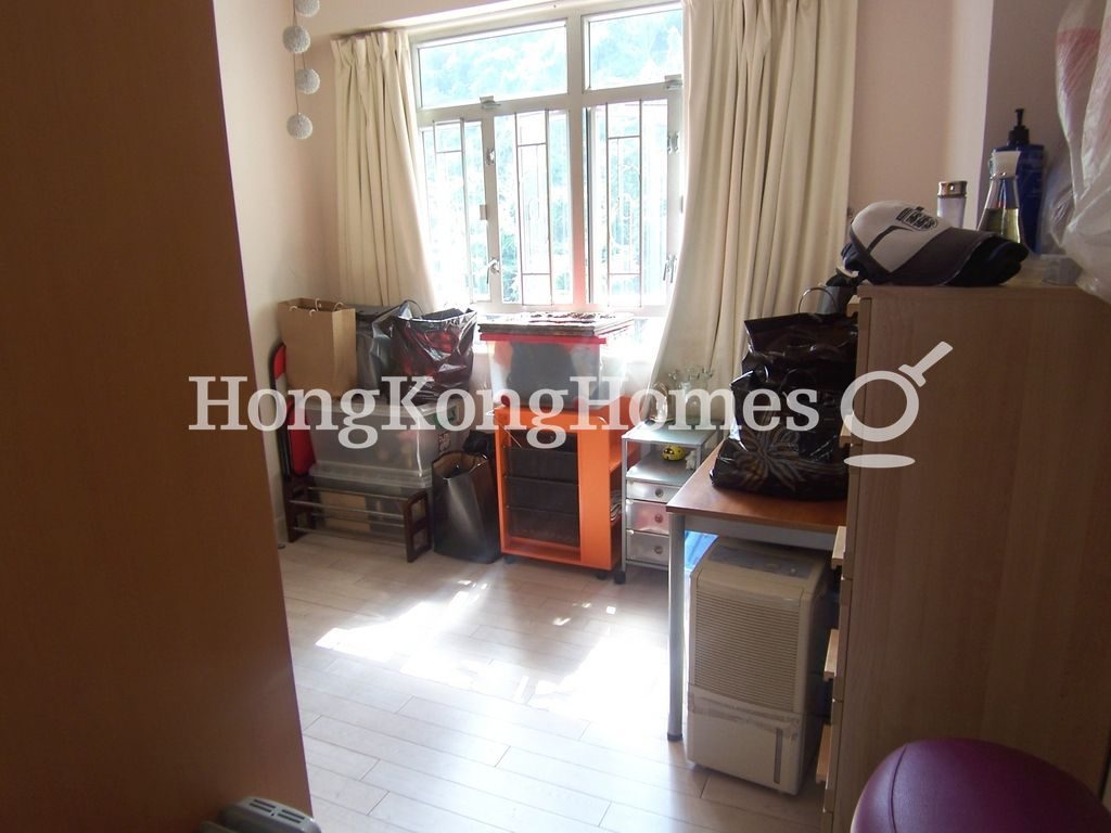 Third Bedroom — 滿輝大廈，東半山