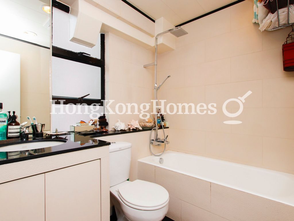 Guest Bathroom — 樂信臺 I，西半山