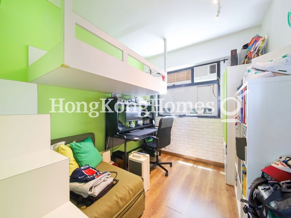 Second Bedroom — 榮華閣，西半山