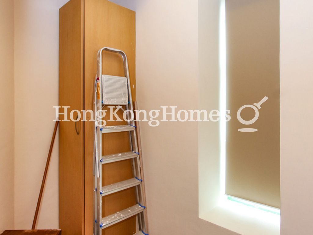 Maid's Room — Bon-Point, Mid-levels West