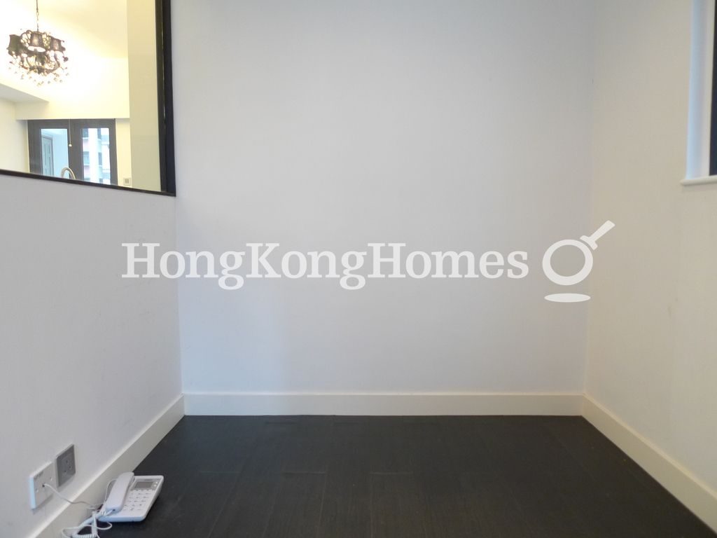 Second Bedroom — 維昌大廈，灣仔