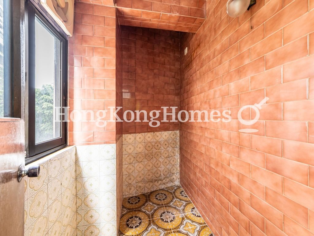 Store Room — 珊瑚閣 A座，北角半山