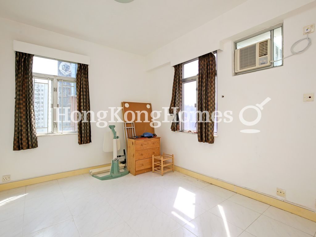 Second Bedroom — 龍景花園，北角