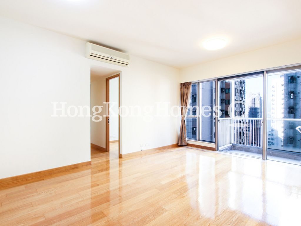 Living and Dining Room — Island Crest - Tower 2, Sai Ying Pun