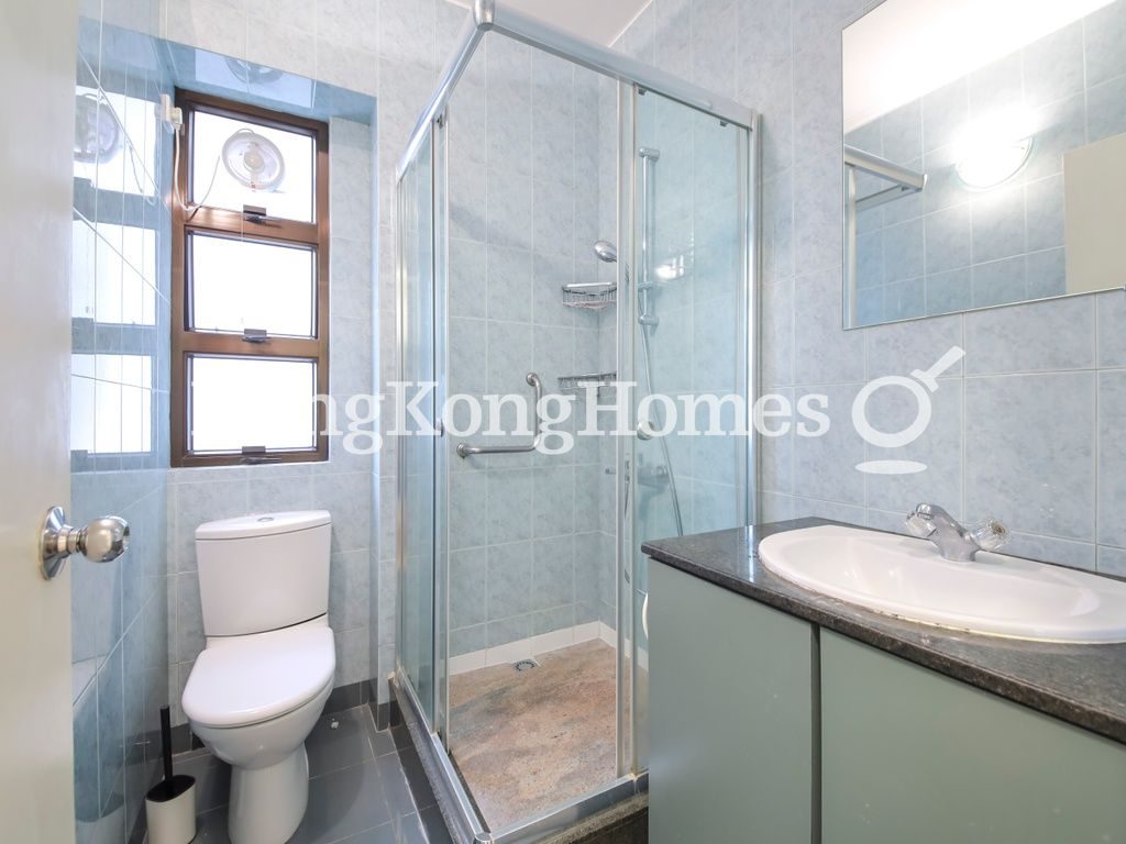 Guest Bathroom — 聯邦花園 - 巴黎閣，西半山
