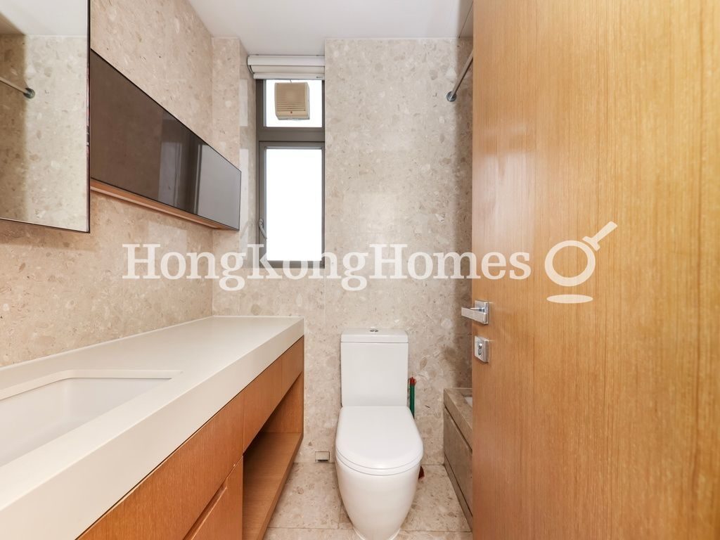 Guest Bathroom — 西浦，上環