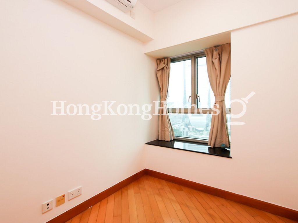 Second Bedroom — 擎天半島 6座，尖沙咀