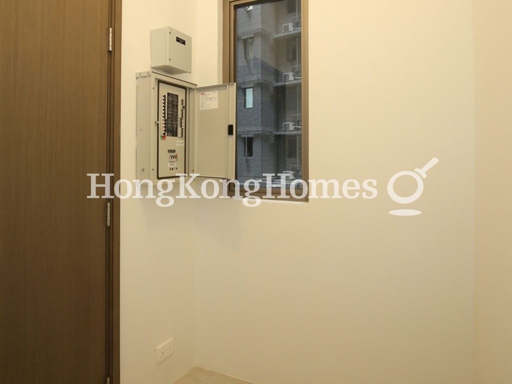 Maid's Room — The Austin - Phase 1 - Tower 3A，尖沙咀