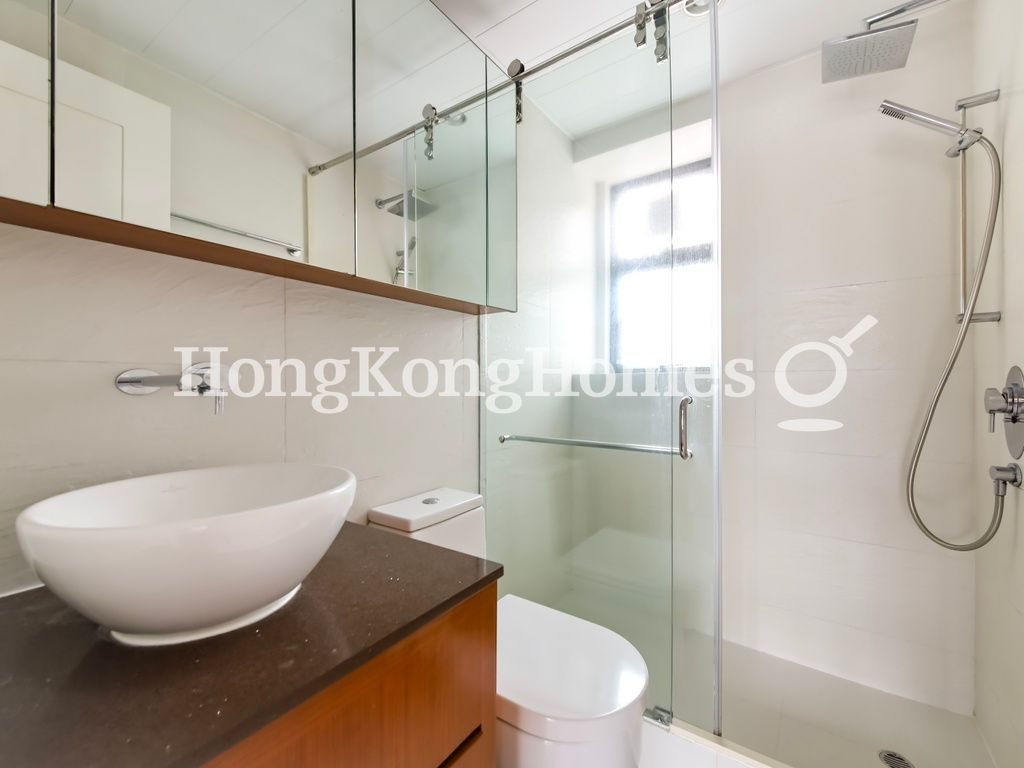 Master Bathroom — Winsome Park, Mid-levels West