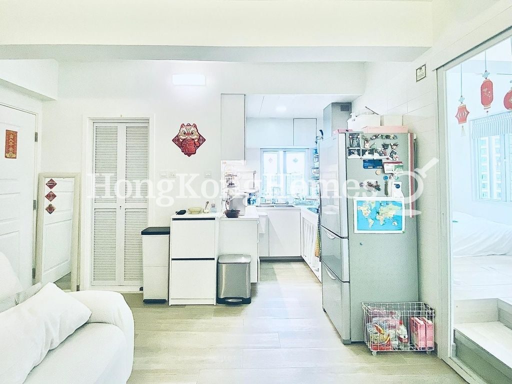 Living and Dining Area — 南雄大廈 - A座，西環堅尼地城