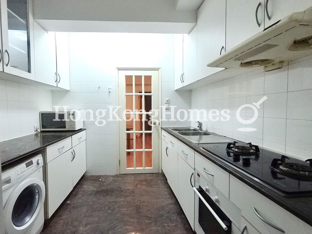 Kitchen — Splendour Villa, Repulse Bay