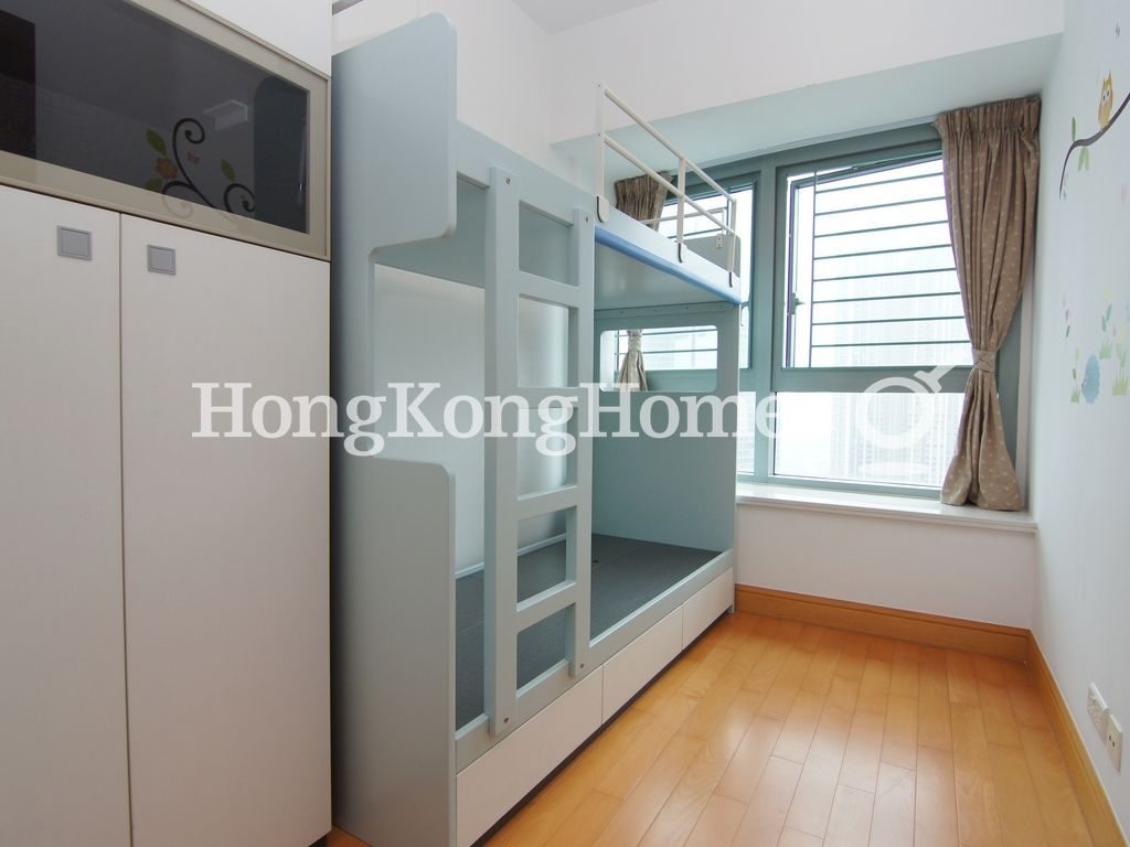 Second Bedroom — 君臨天下1座，尖沙咀