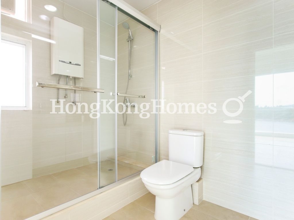 Master Bathroom — 柏濤小築 - C座，舂坎角