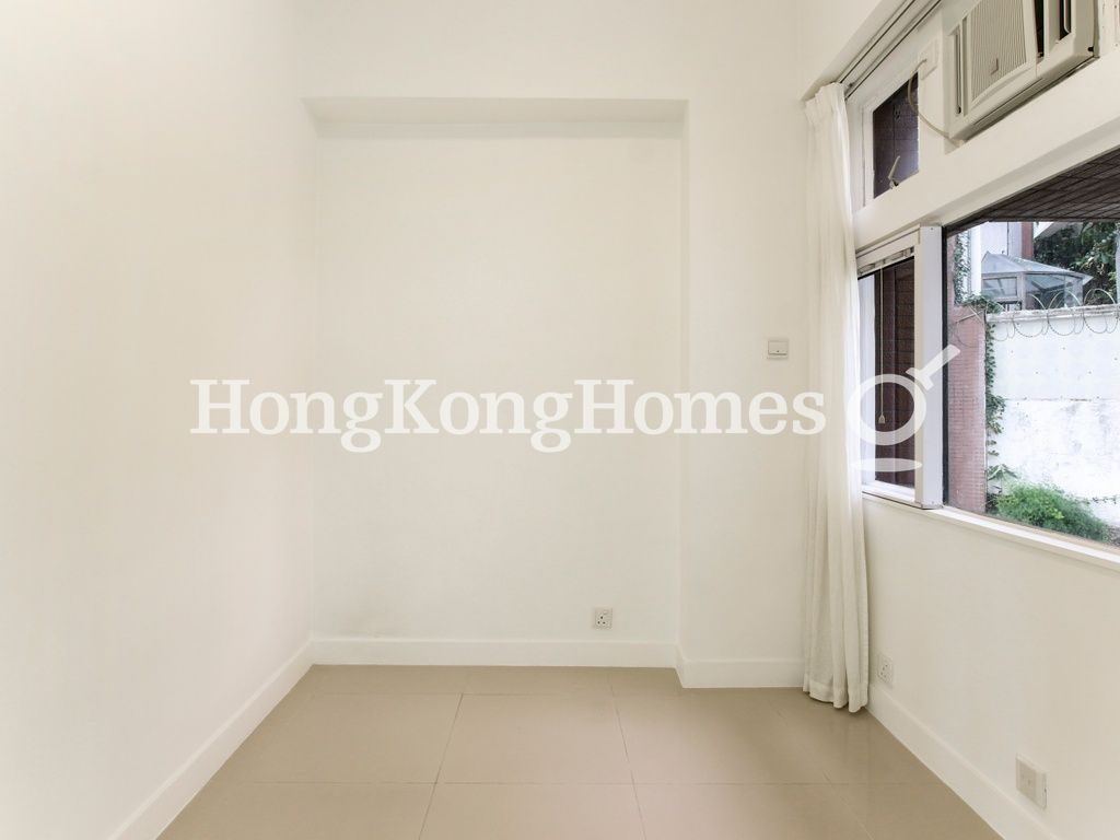 Second Bedroom — 柏濤小築 - C座，舂坎角