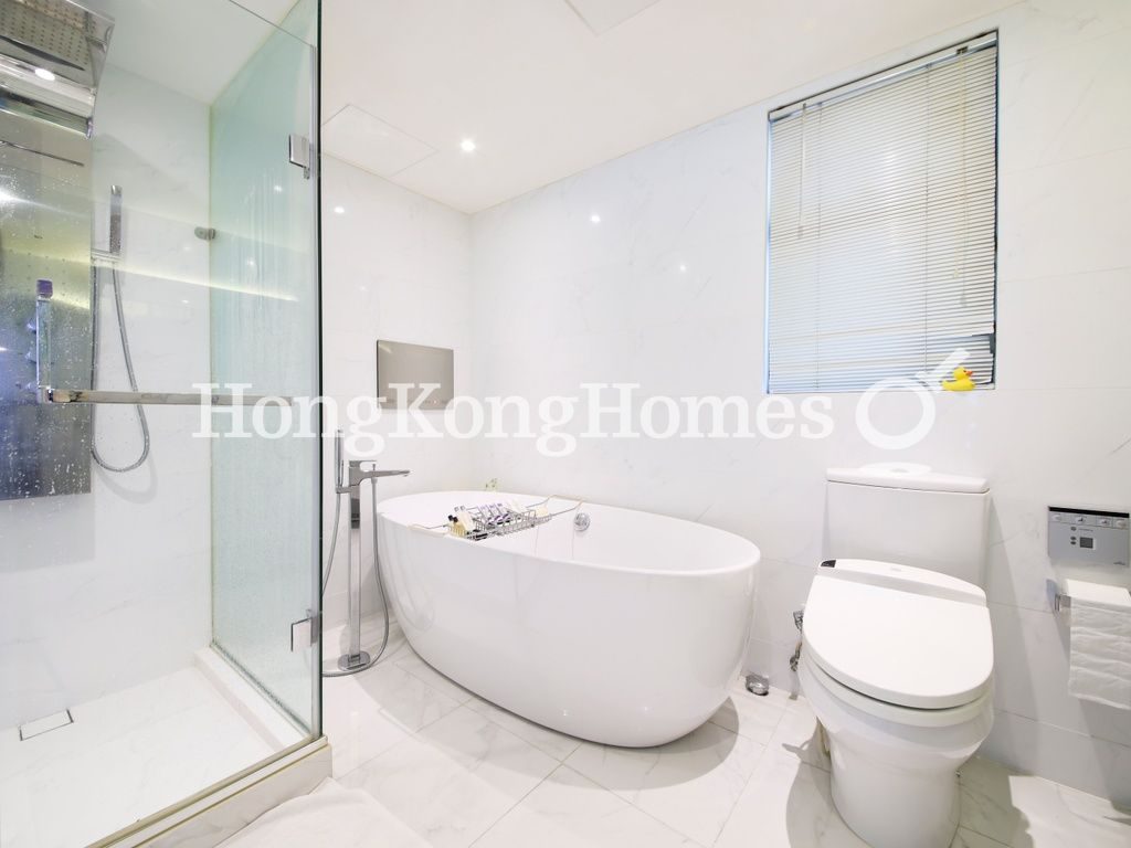 Ensuite Bathroom — 羅便臣道80號 - 第02座，西半山