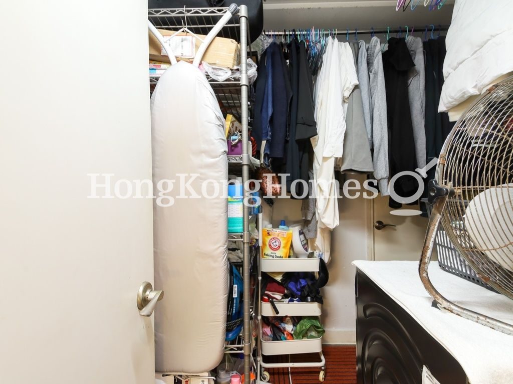 Maid's Room — 好景大廈，中半山