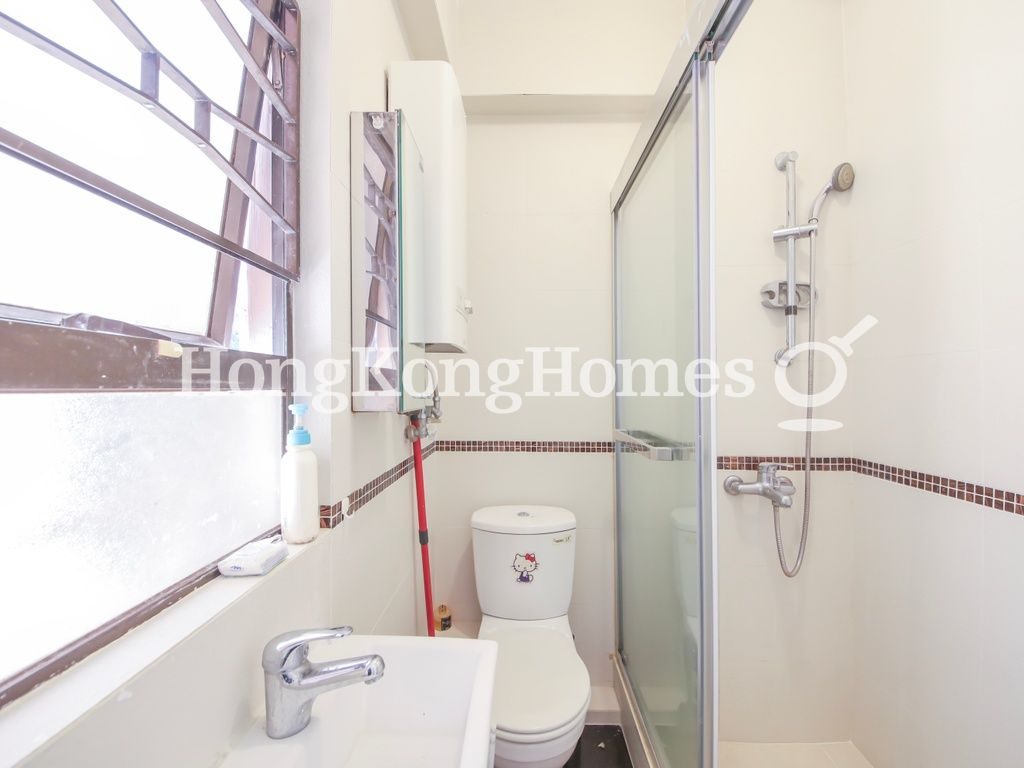 Bathroom — Chi Lok Terrace, Wan Chai