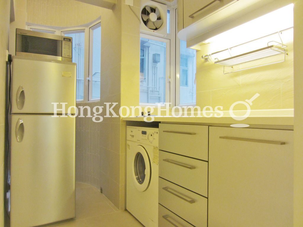 Kitchen — Rich Court, Mid-levels West