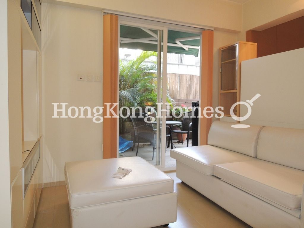 Living Area — Fung Shing Building, Western / Kennedy Town