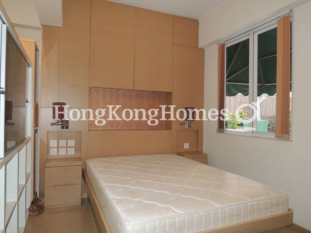 Sleeping Area — Fung Shing Building, Western / Kennedy Town