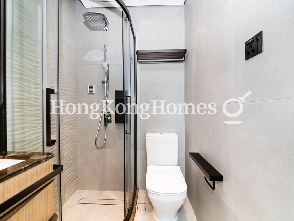 Ensuite Bathroom — Two Artlane, Sai Ying Pun