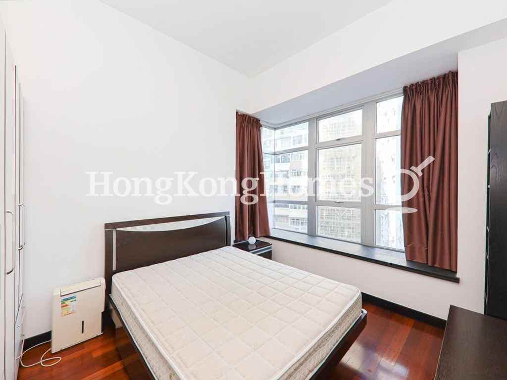 Master Bedroom — J Residence, Wan Chai
