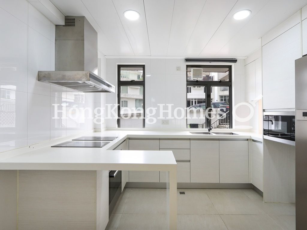 Kitchen — Ruby Chalet, Sai Kung