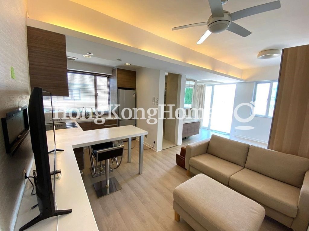Studio — Sum Way Mansion, Western / Kennedy Town