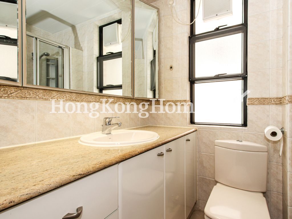 Guest Bathroom — 富景花園 - 第01座，西半山
