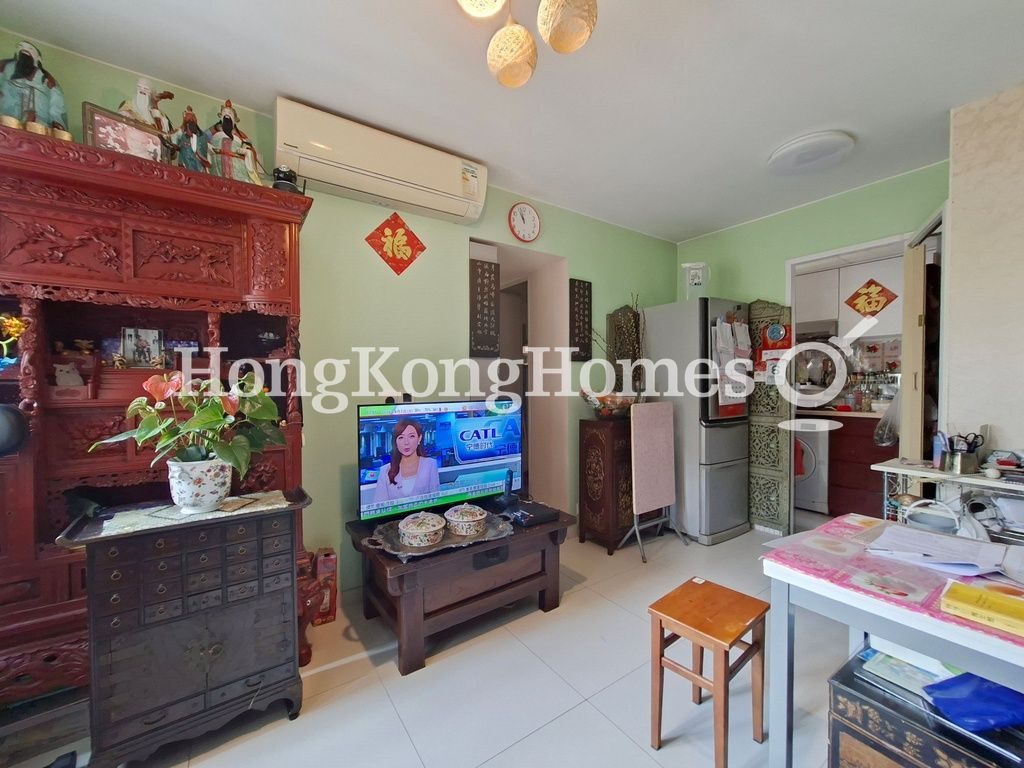 Living and Dining Room — Brilliant Court, Western / Kennedy Town