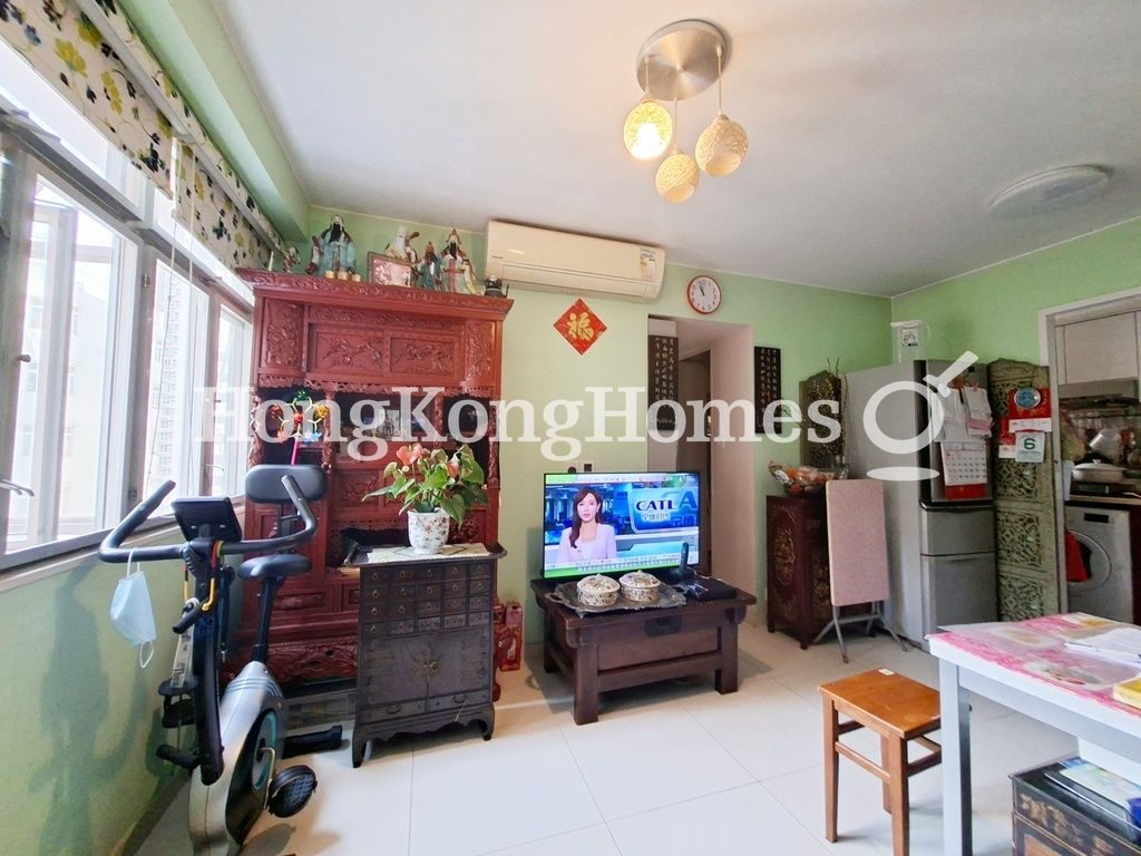 Living and Dining Room — Brilliant Court, Western / Kennedy Town