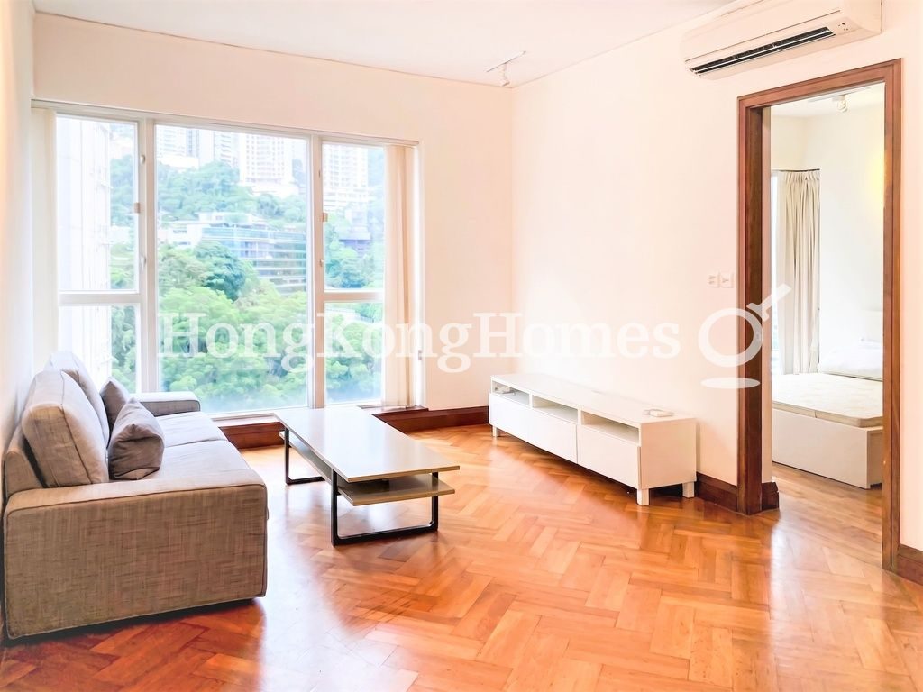 Living and Dining Room — Starcrest - Tower 2, Wan Chai