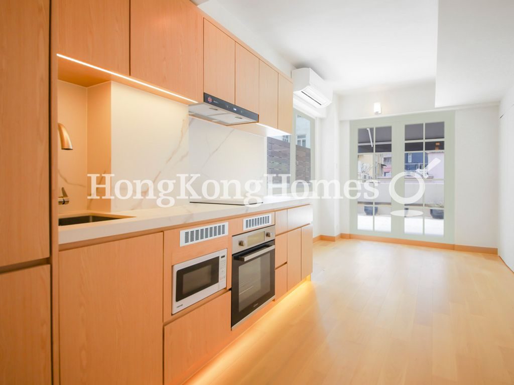 Living and Dining Room — Shin Hing Street, 1-3, Sheung Wan