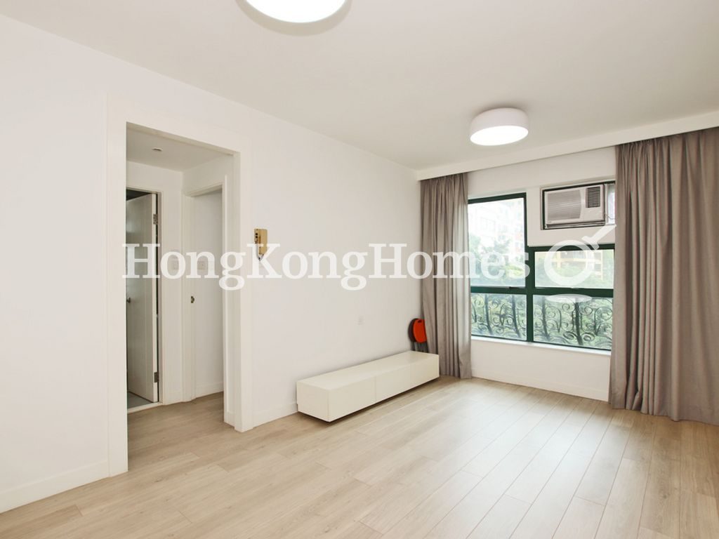 Living and Dining Room — Peaksville - Block 01, Mid-levels West