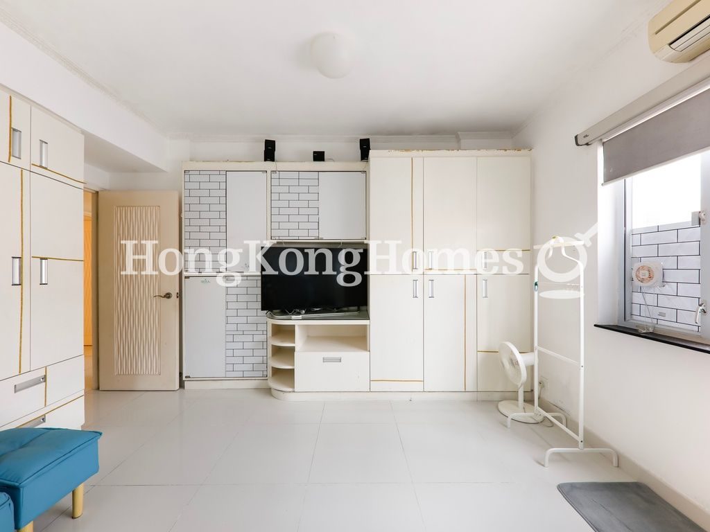 Master Bedroom — Summit Court - Block D, North Point Hill