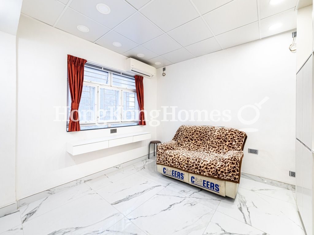 Living Room — Kam Fai Mansion, Mid-levels Central