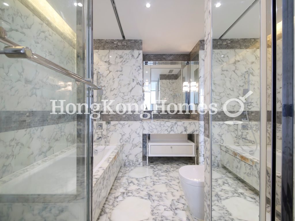 Bathroom — The Warren, Causeway Bay