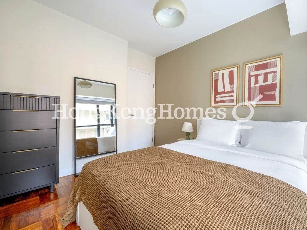 Master Bedroom — Scenic Rise, Mid-levels West