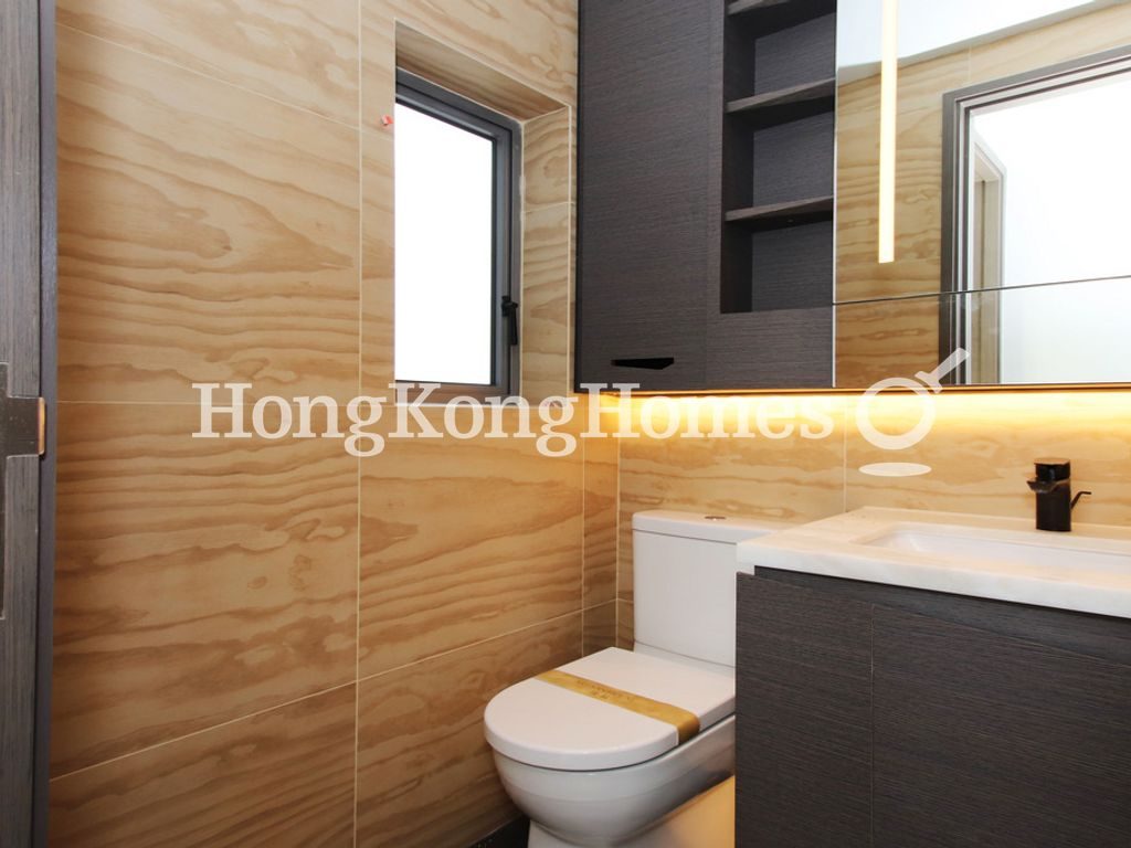 Guest Bathroom — Artisan House, Sai Ying Pun