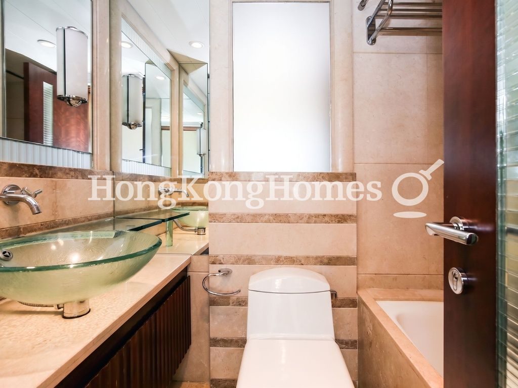 Master Bathroom — The Harbourside - Tower 2, Tsim Sha Tsui