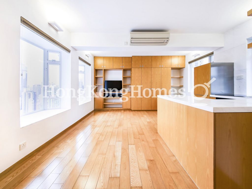 Living and Dining Room — Golden Lodge, Mid-levels West
