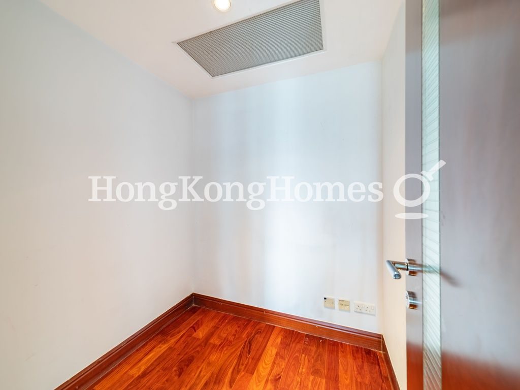 Maid's Room — 君臨天下 3座，尖沙咀