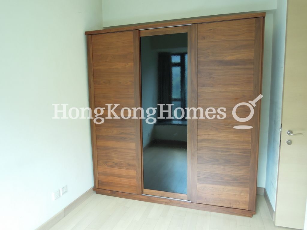 Wardrobe in Master Bedroom — The Sail at Victoria, Western / Kennedy Town