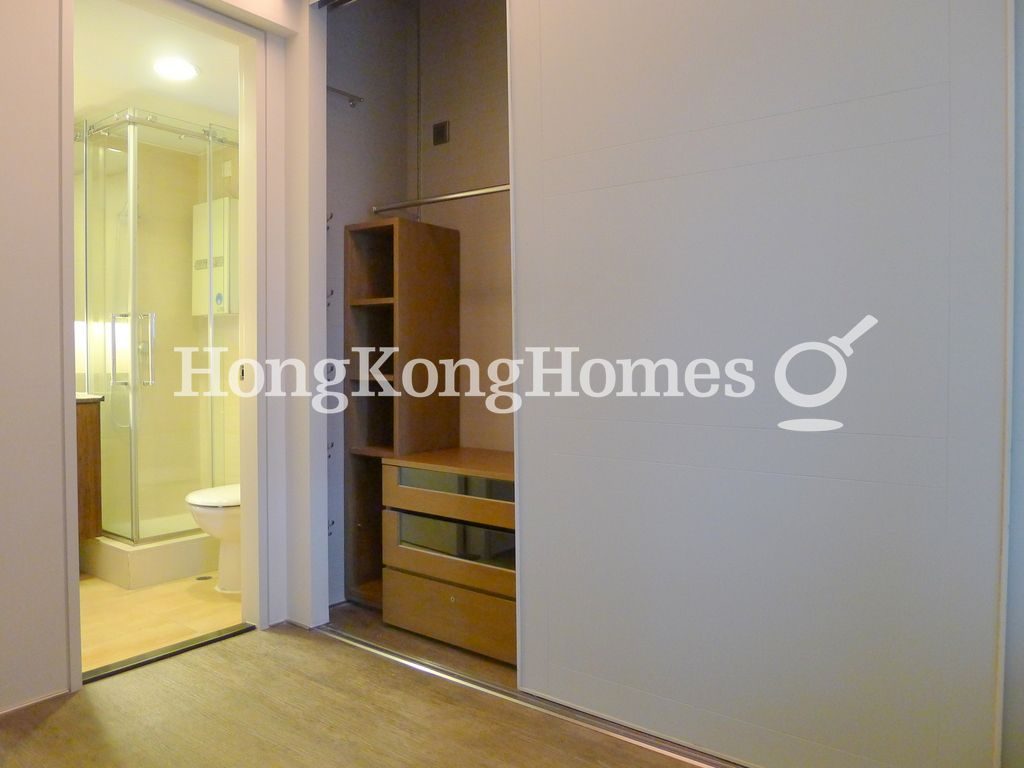 Built-in Wardrobe in Master Bedroom — Monmouth Place, Mid-levels East