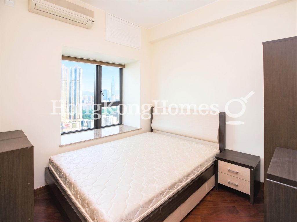 Master Bedroom — The Arch - Block 2 (Star Tower), Tsim Sha Tsui