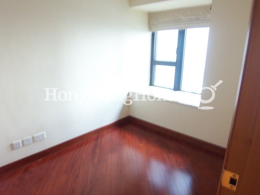 Master Bedroom — The Arch - Block 2 (Star Tower), Tsim Sha Tsui