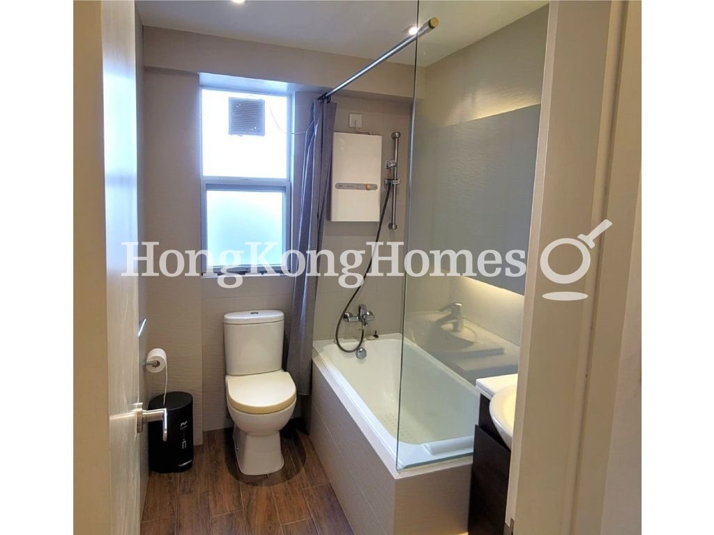 Guest Bathroom — Gallant Place, Mid-levels East