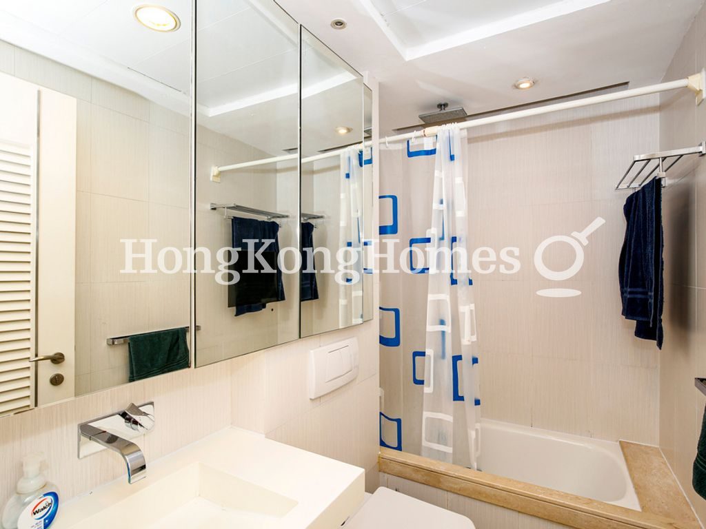 Bathroom — Soho 38, Mid-levels West