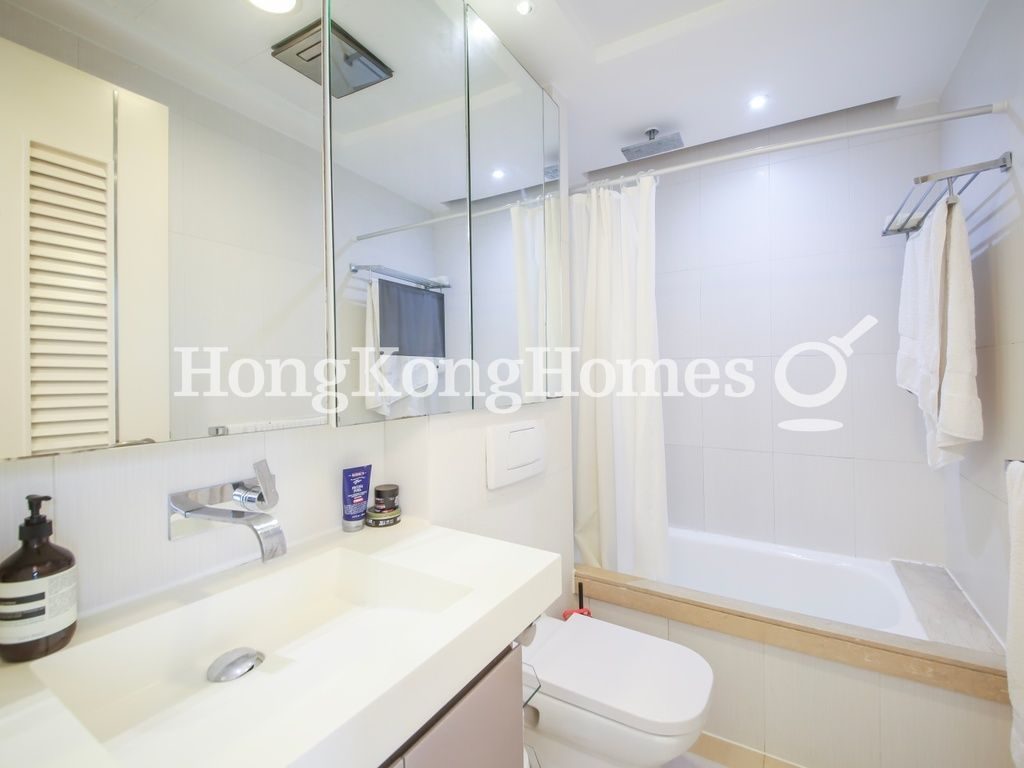 Guest Bathroom — Soho 38, Mid-levels West